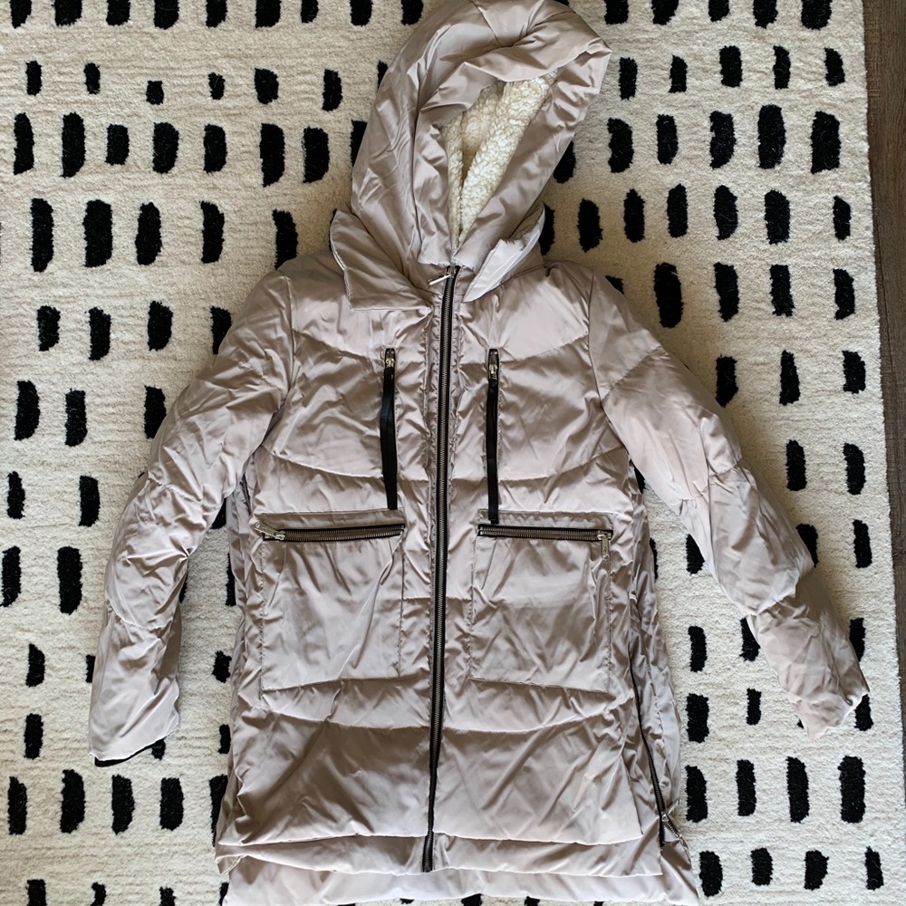 SAM EDELMAN Shearling Hood Puffer Coat Beige